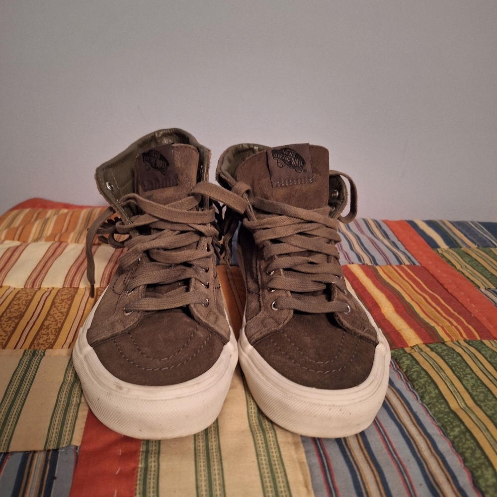 Vans Sk8 Brown/Green Suede Hi-Moc Sneakers Fringe Detail Size W7, M5.5